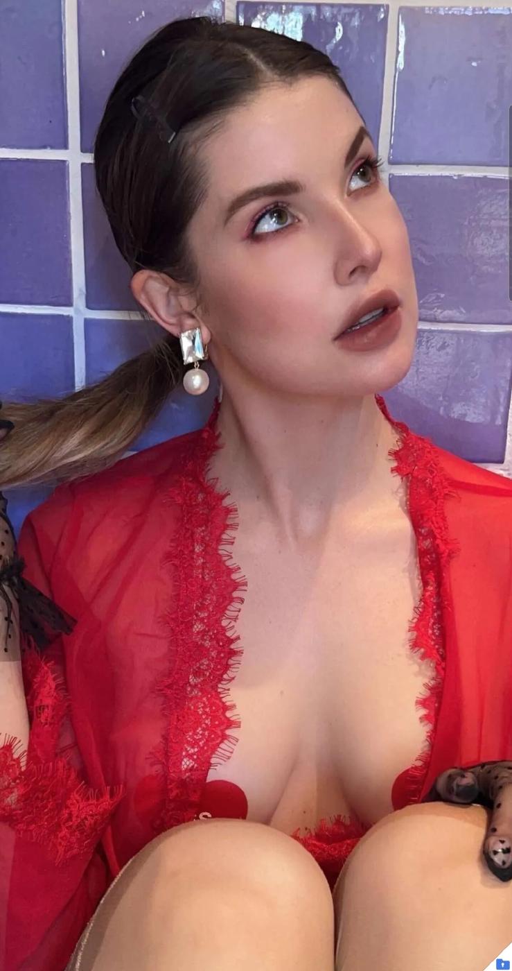 amanda cerny nude valentines day onlyfans set leaked zvqctg influencersgonewild